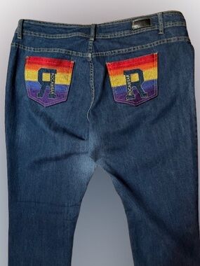 Rocawear Indigo Jeans with Rainbow Embroidered Back Pockets Size 20